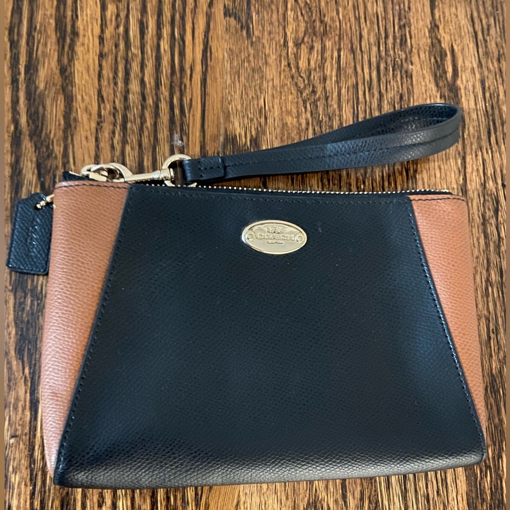 Coach Morgan Crossgrain Leather Clutch Wrislet